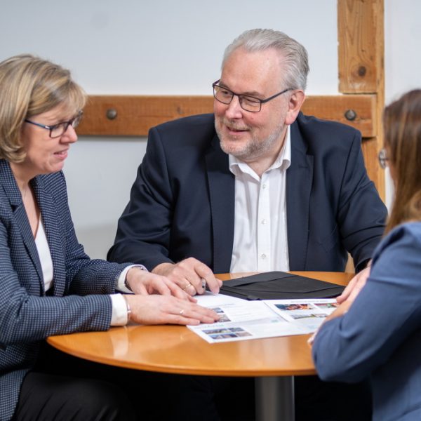 DanielaundStefanHagemann_Beratung_Kunden1024 DanielaundStefanHagemann_Beratung_Kunden1024